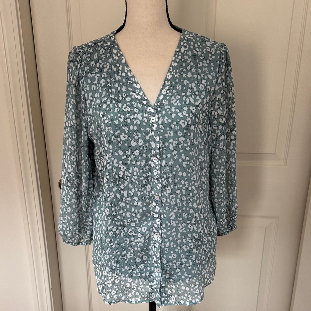 Women's Floral Button-Up Blouse
